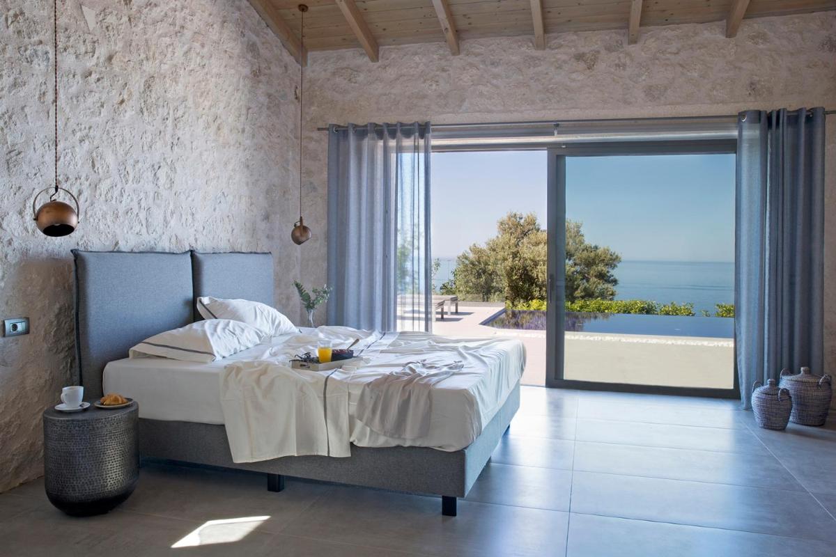 Casa Assisi Luxury New Villa with Private Pool - Housity