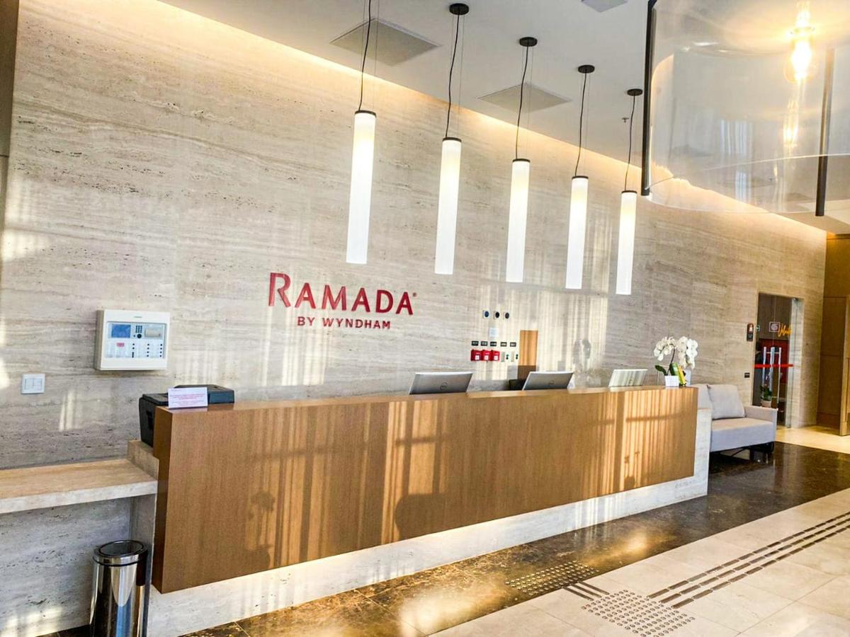 Ramada by Wyndham Brasilia Alvorada - Housity