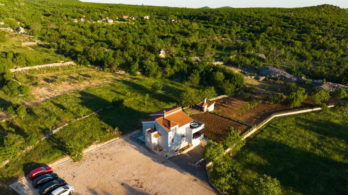 Kulušić House - Housity