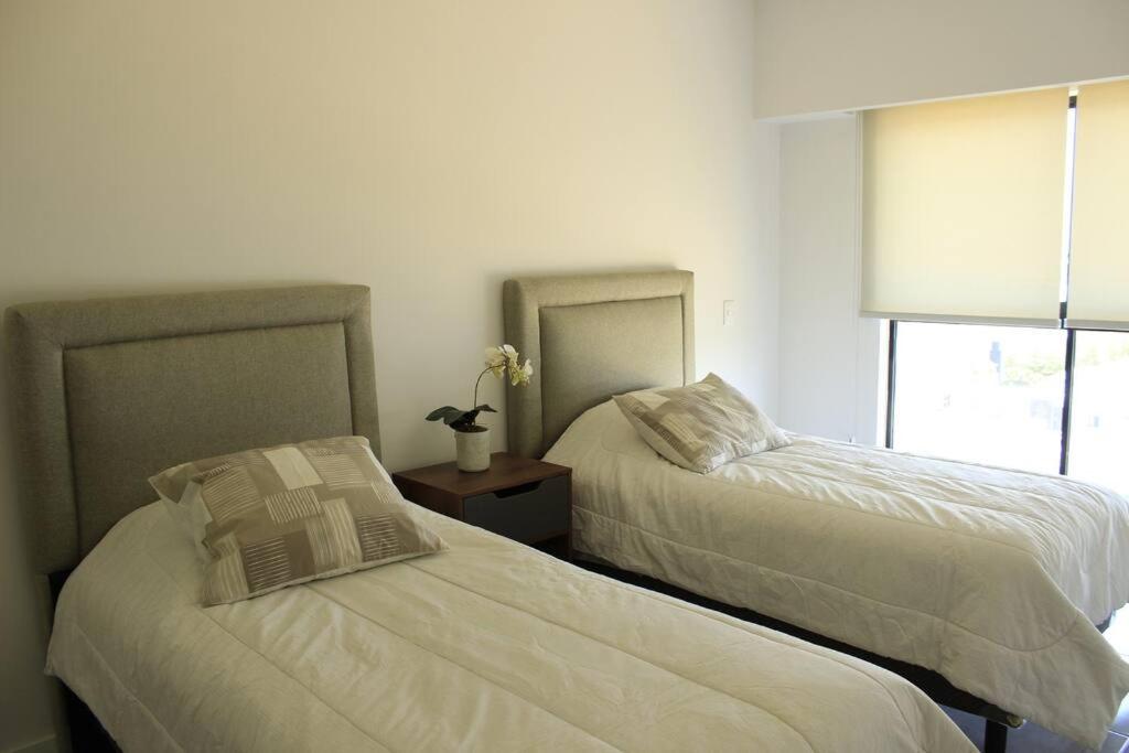 DELUXXE LIVA TOWER AKRON, ITESM, PALCO , HOSPITAL REAL SAN JOSE - Housity