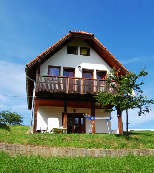 Vacation homes camping Ananas - Housity