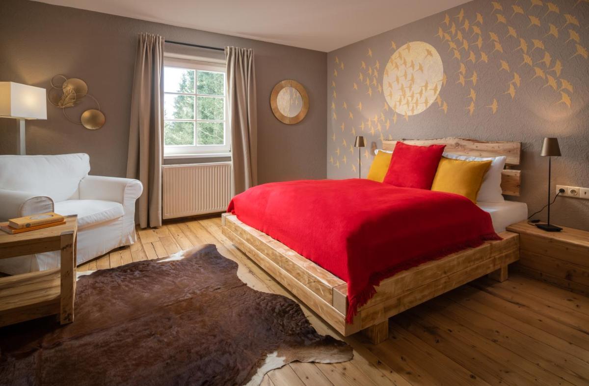 Landhotel Altes Zollhaus - Housity