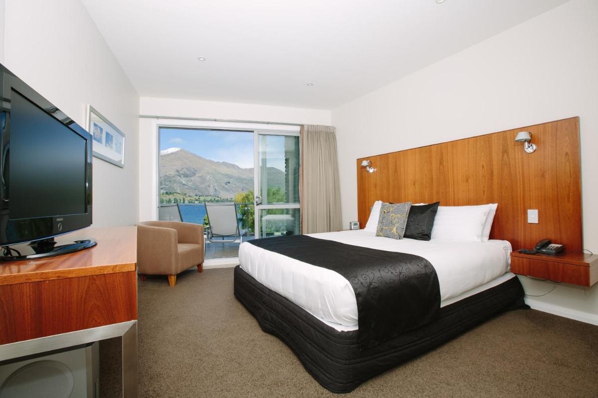 Lakeside Apartments - Housity