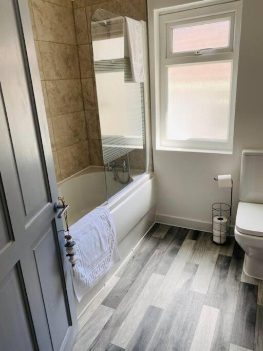 Barry Townhouse - Housity