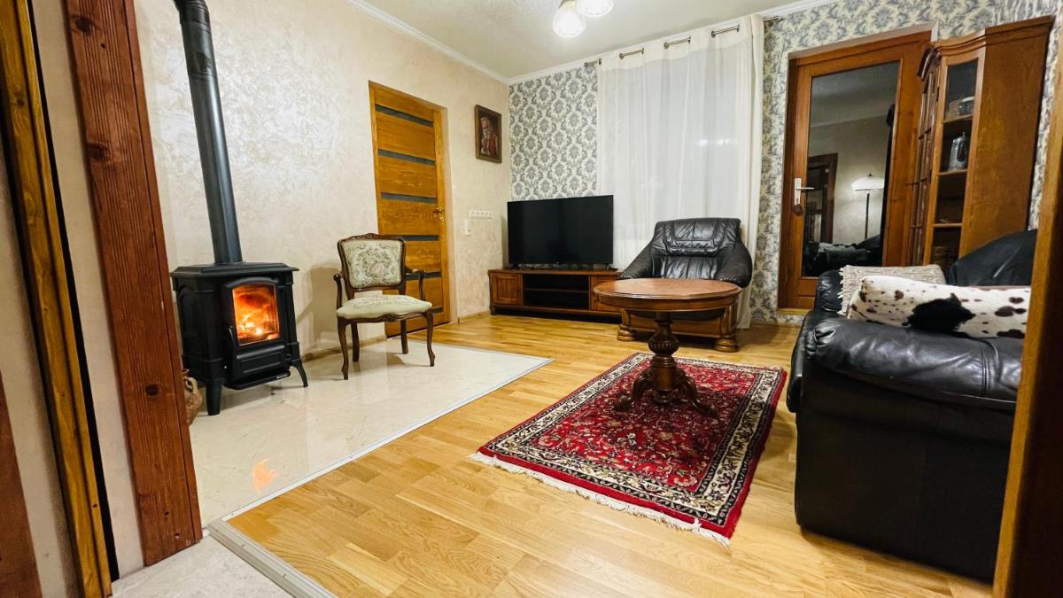 Gemütliches Apartment mit Kamin und Wohnküche - Housity