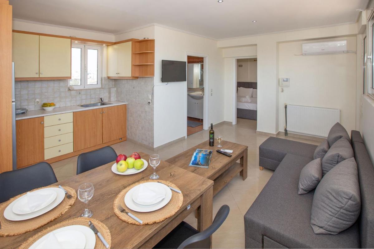 Rooftop apartment with great veranda - Housity