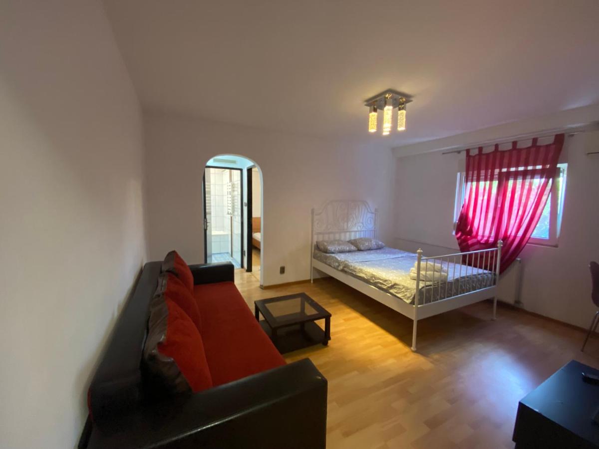 Sleep And Go - Housity