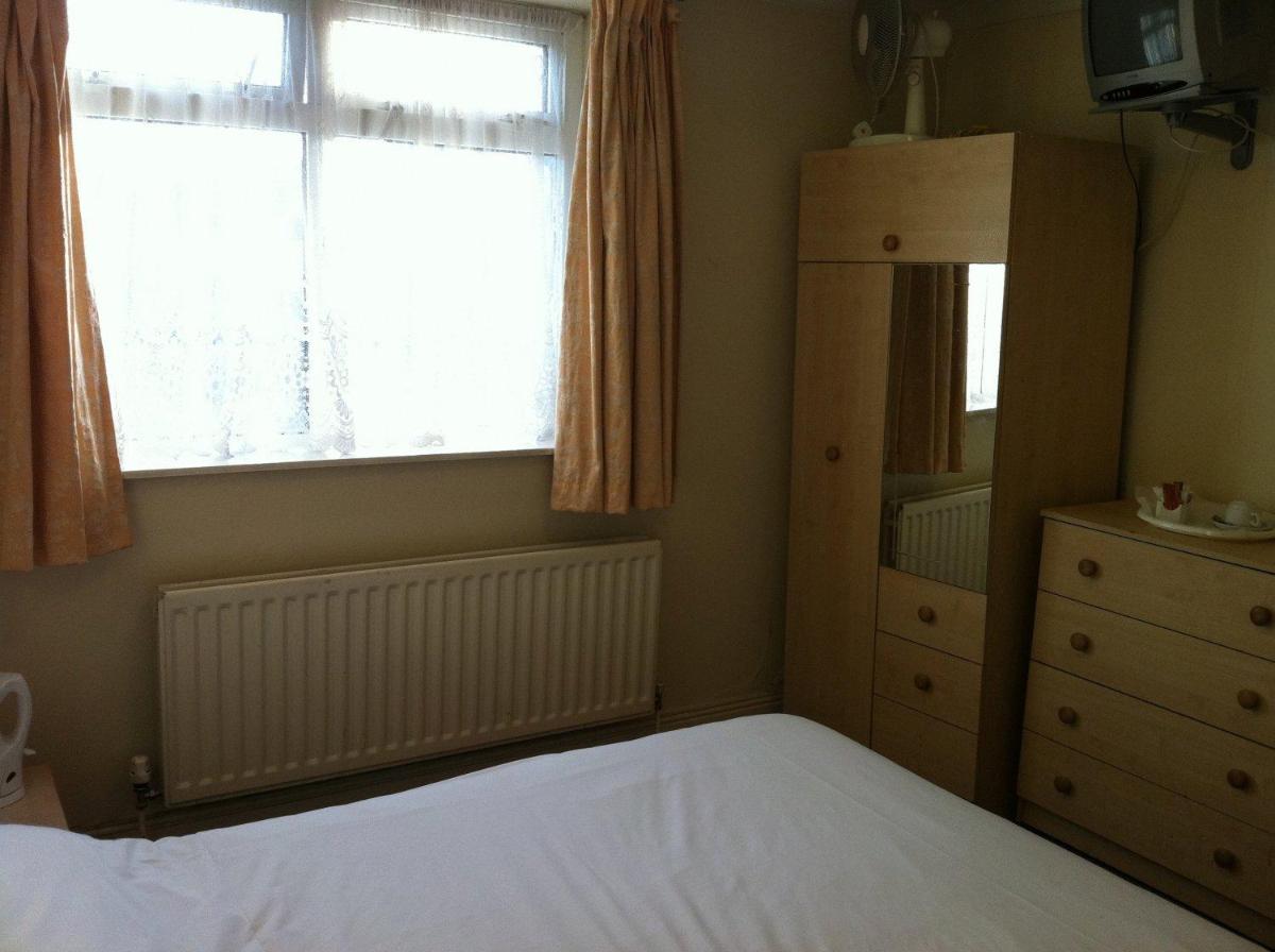 Hillingdon Lodge - Housity