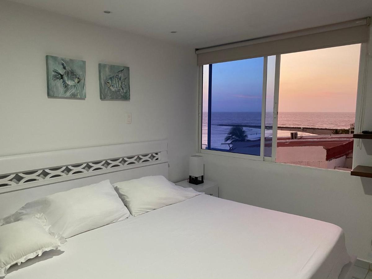Amazing ocean view Apartment in El Laguito Cartagena - Housity