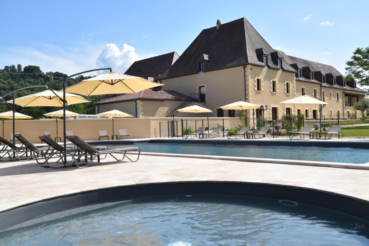 Piscine de l'établissement Hotel Le Perigord ou située à proximité