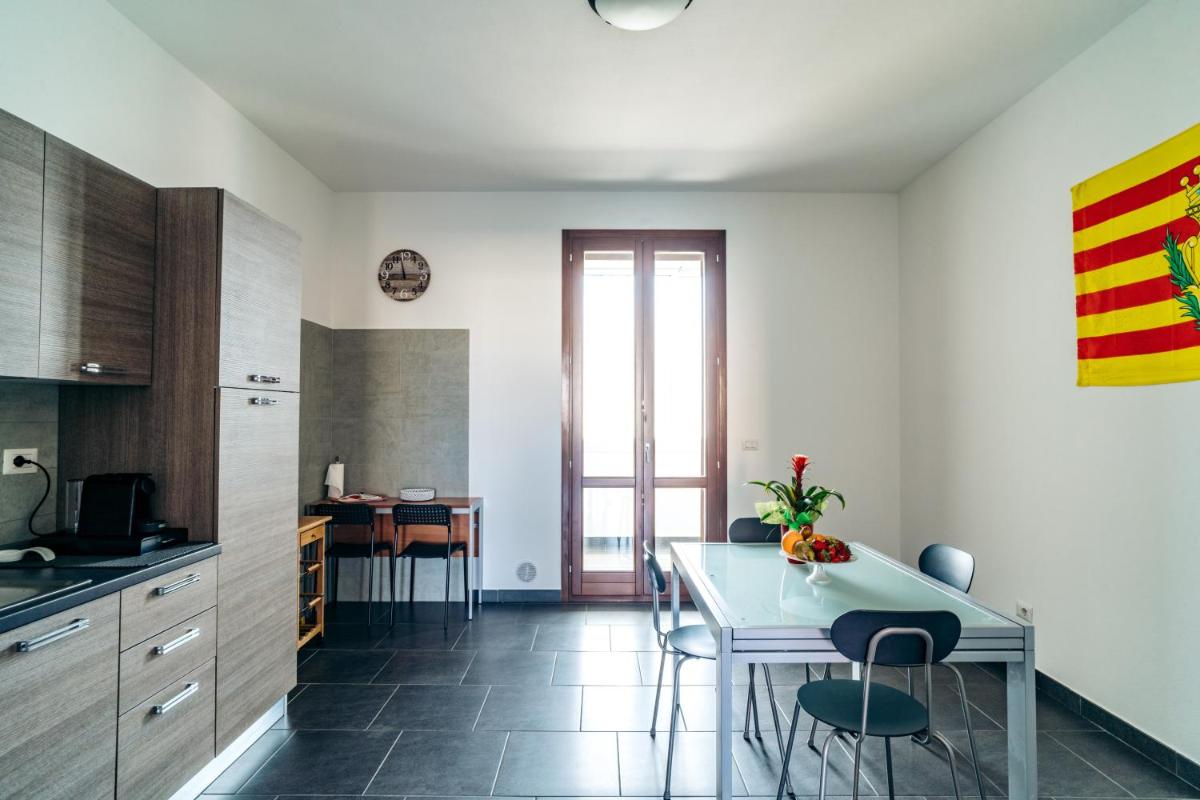 La Senyera Apartment - Housity