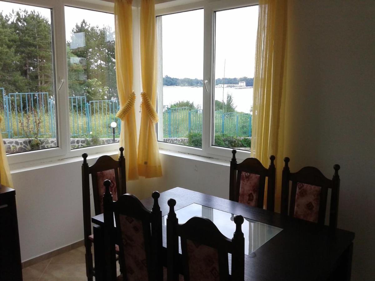Suitetrails - Caprice Apartment in Lozenec