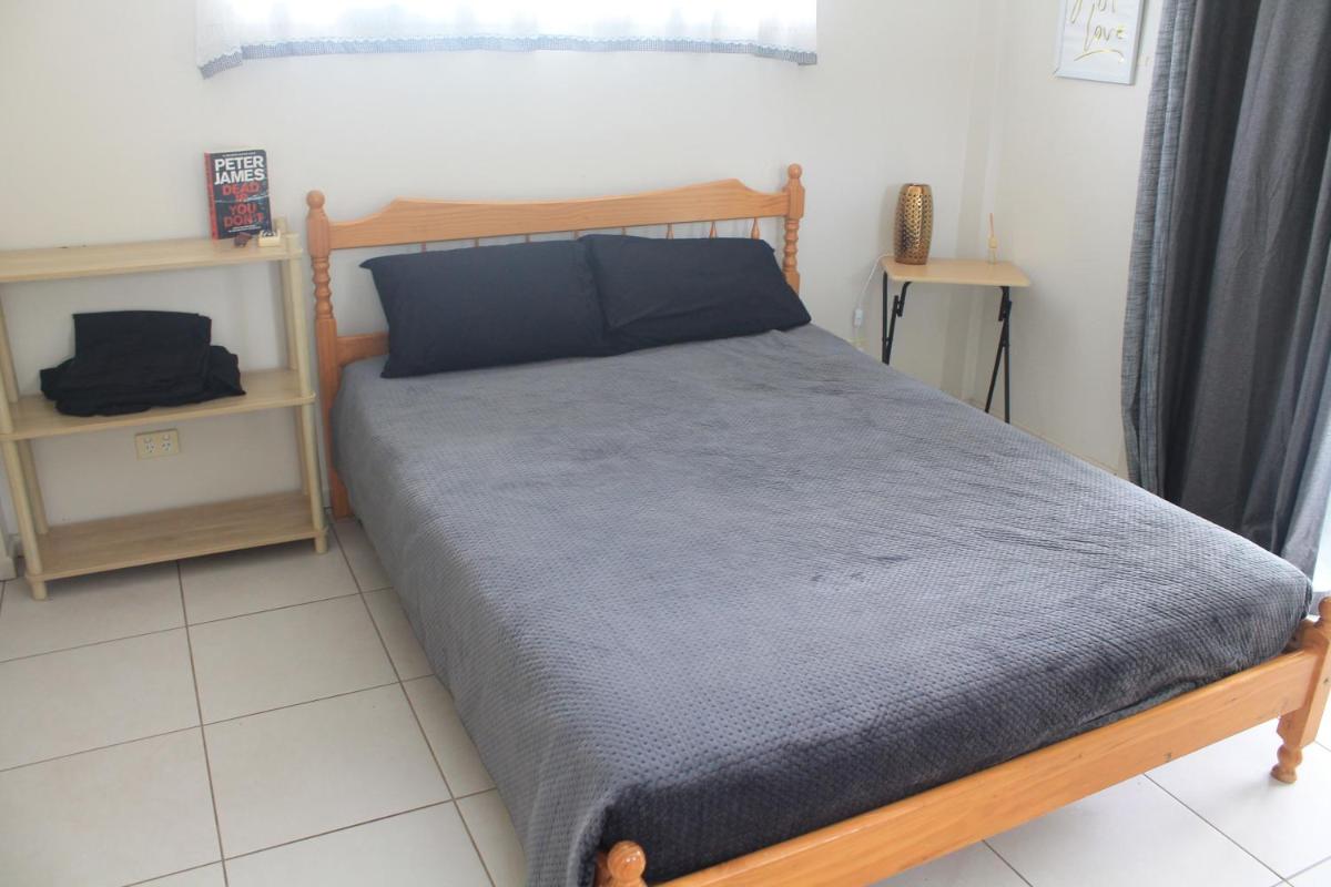 Kurrimine Beach Bum Retreat 2 story villa - Housity