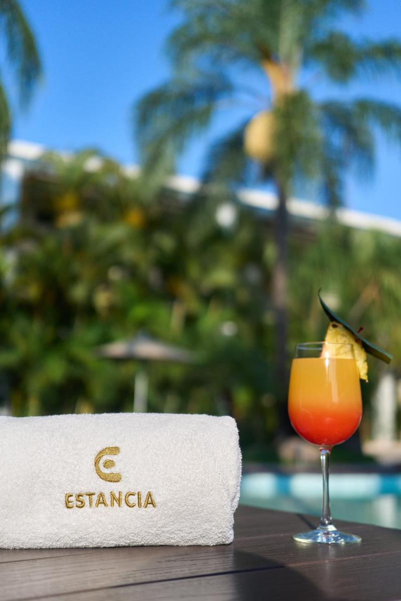 Hotel Estancia Business Class - Housity