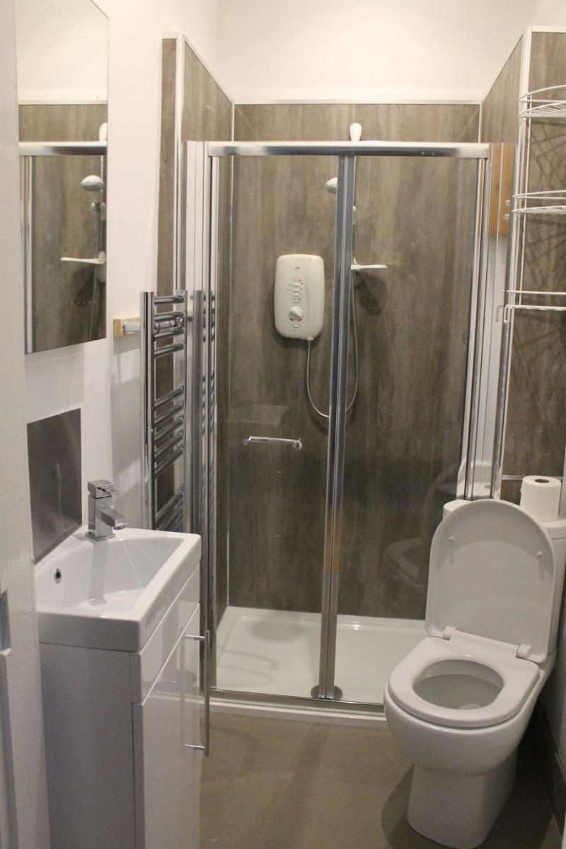 Newington House - Housity