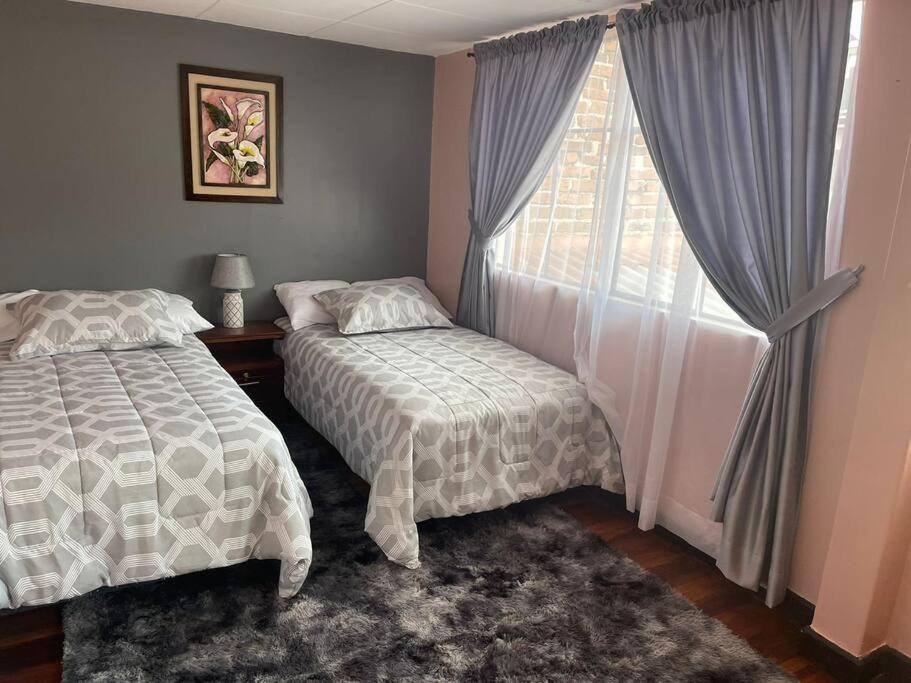 CASA 2 PISOS 100% FUNCIONAL EN CUENCA GARANTIZADO - Housity