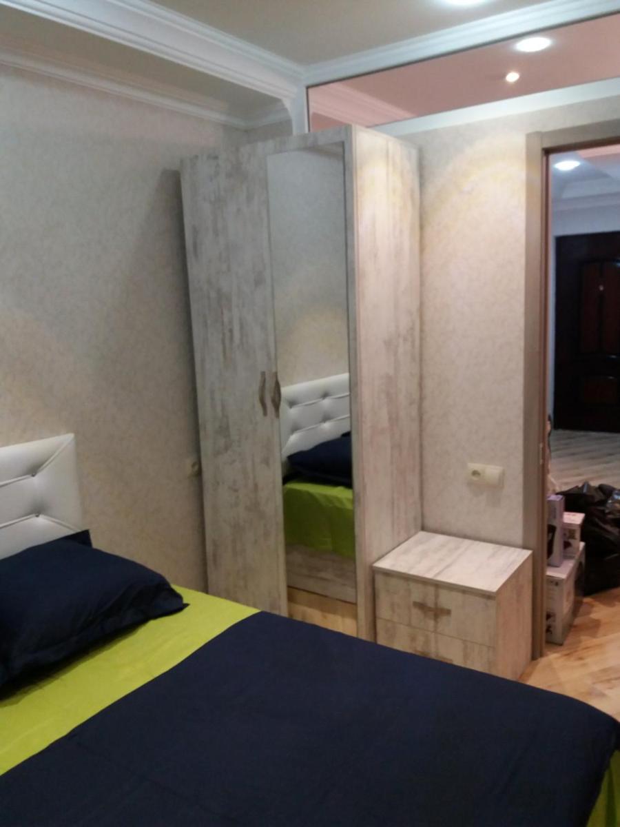 maka grupi - Housity