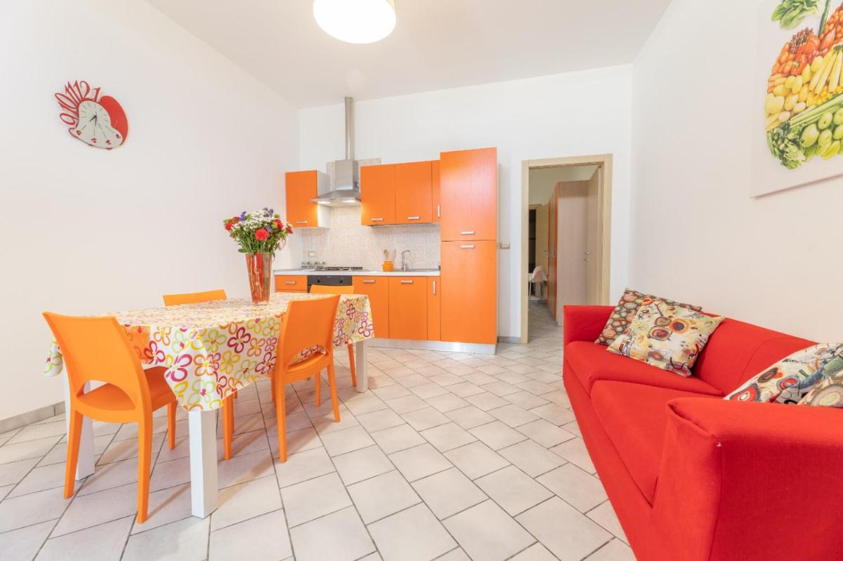 Appartamenti Beach & Friends - case vacanza a 250m dalle spiagge sabbiose - Housity