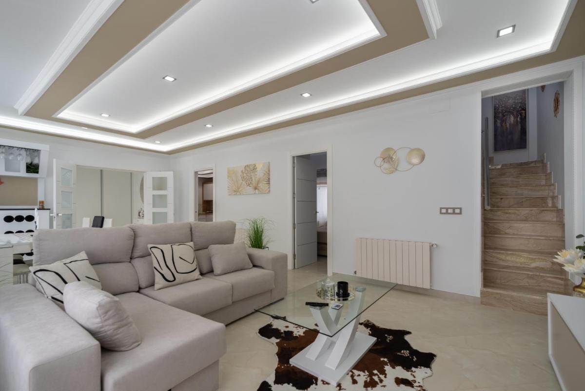 DREAM HOUSE - Housity