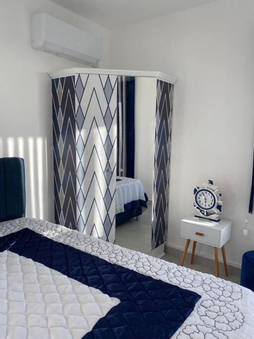 Stylish & Luxury 2-bed parkside apart with pool - Housity
