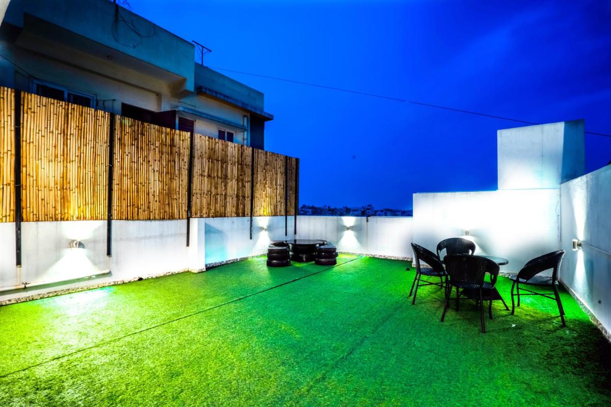 White Lotus by Orbit Hotels - Housity