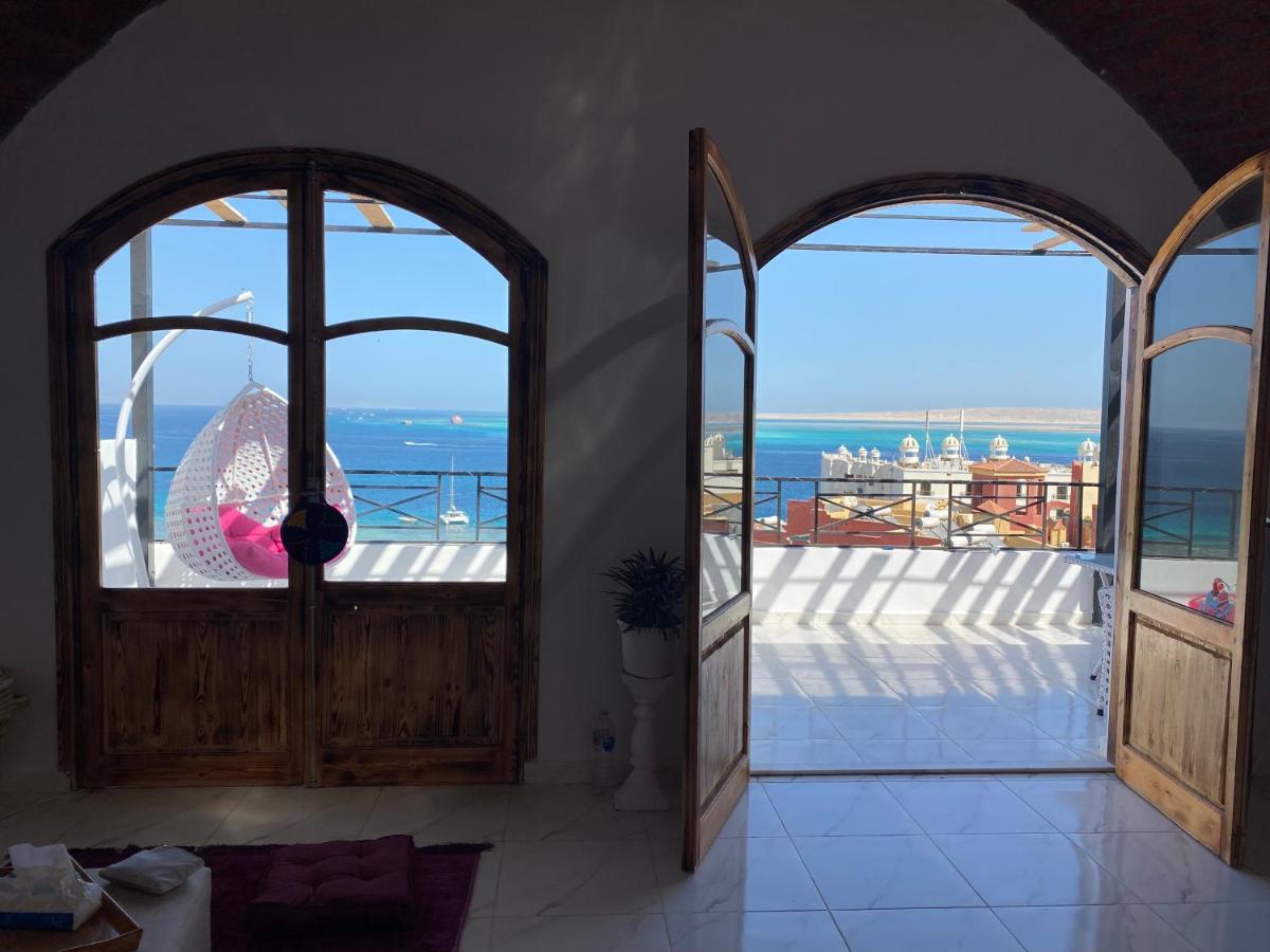 Nubian styled penthouse with stunning sea view - Housity