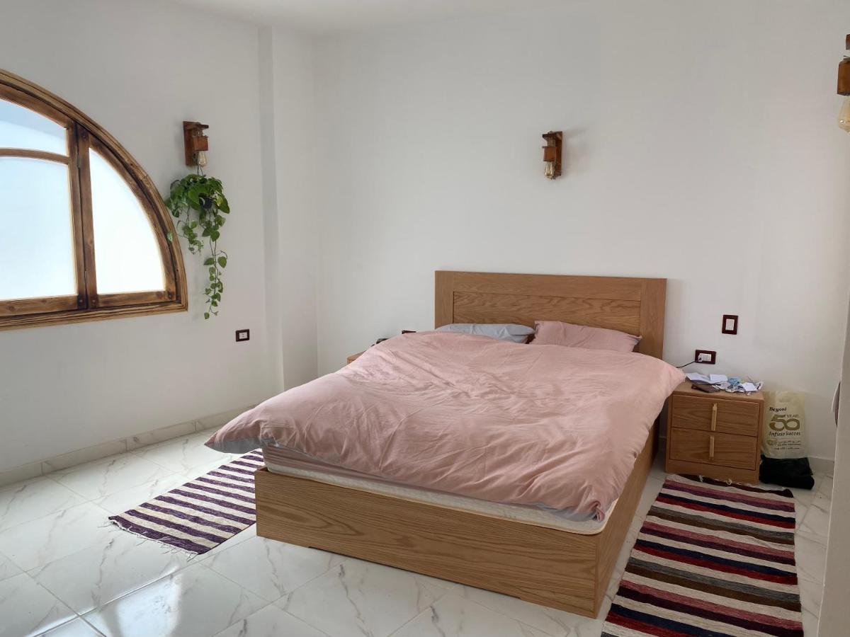 Nubian styled penthouse with stunning sea view - Housity