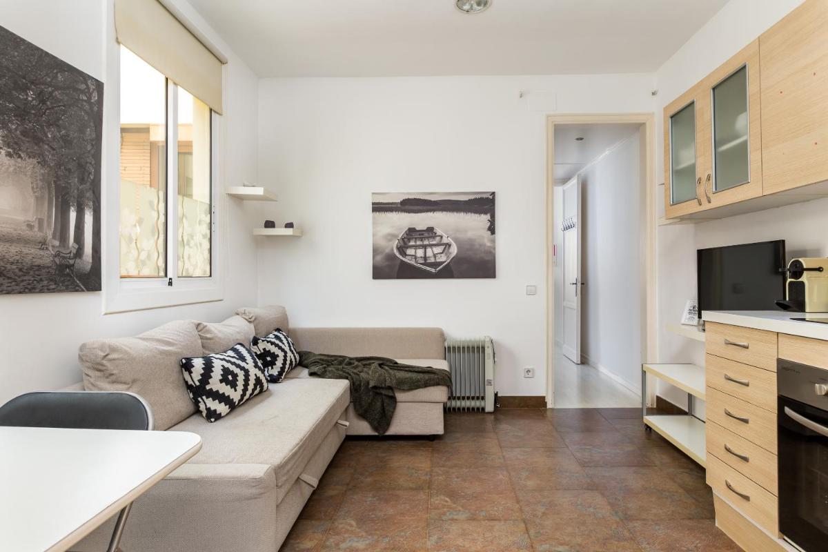 2BR - 1BH APARTMENT 5 min WALK from SAGRADA FAMILIA - Housity