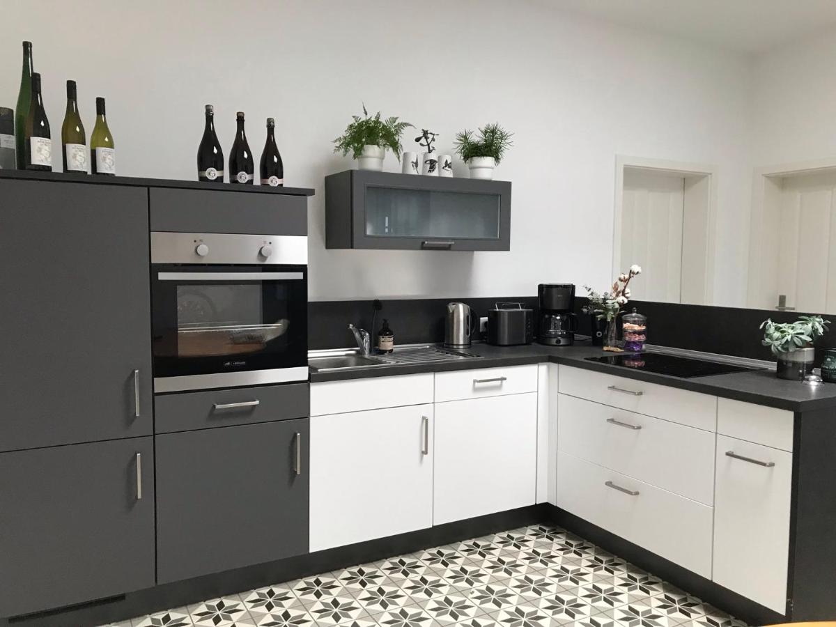 Weinlofts an der Mosel mit E10 Ladestation - Housity