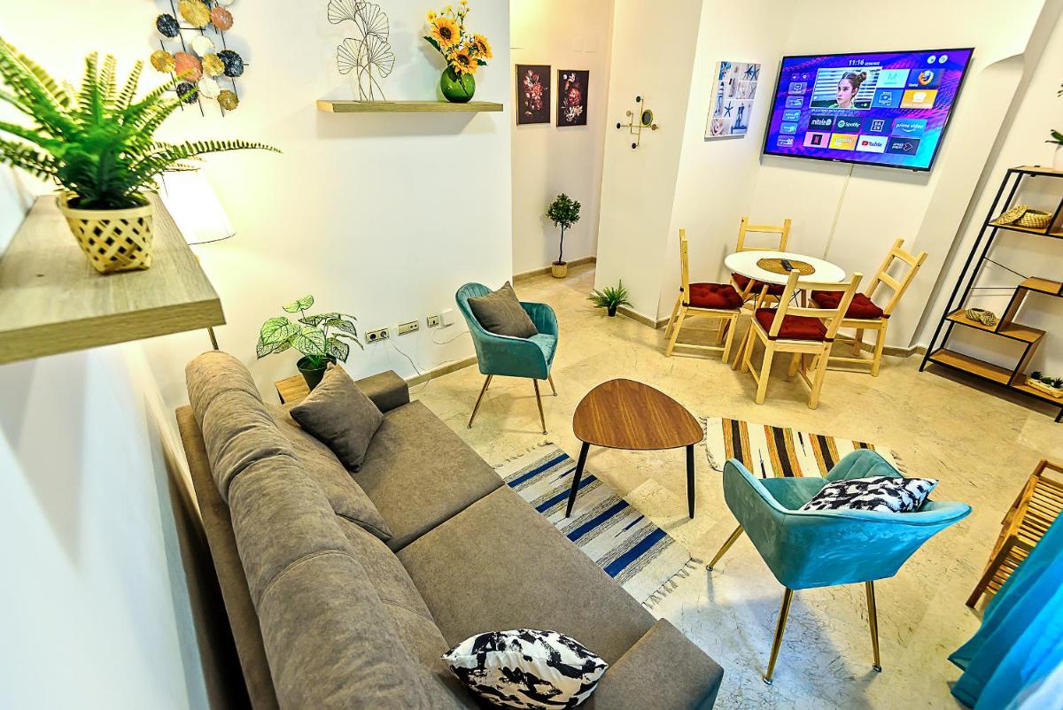 Suitetrails - Ribera De Luxe Central Apartment with Ascensor