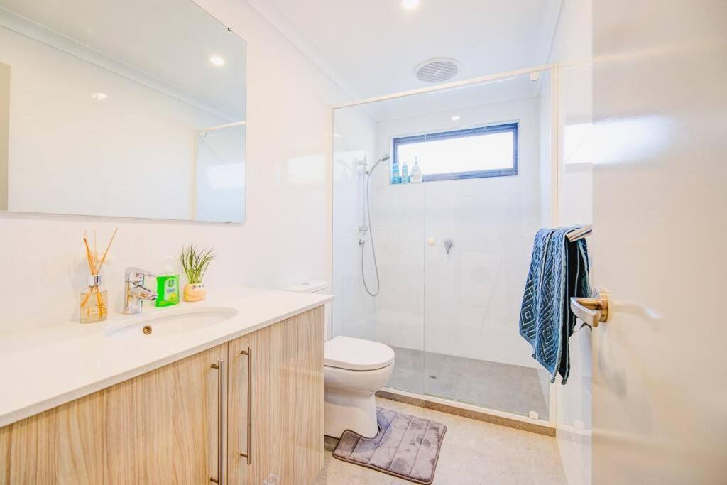 Devine Stays-Walk to Swan River & 5 mins to CBD - Housity