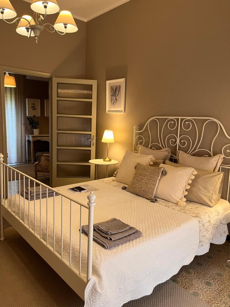 Villa House and Garden B&B - Housity