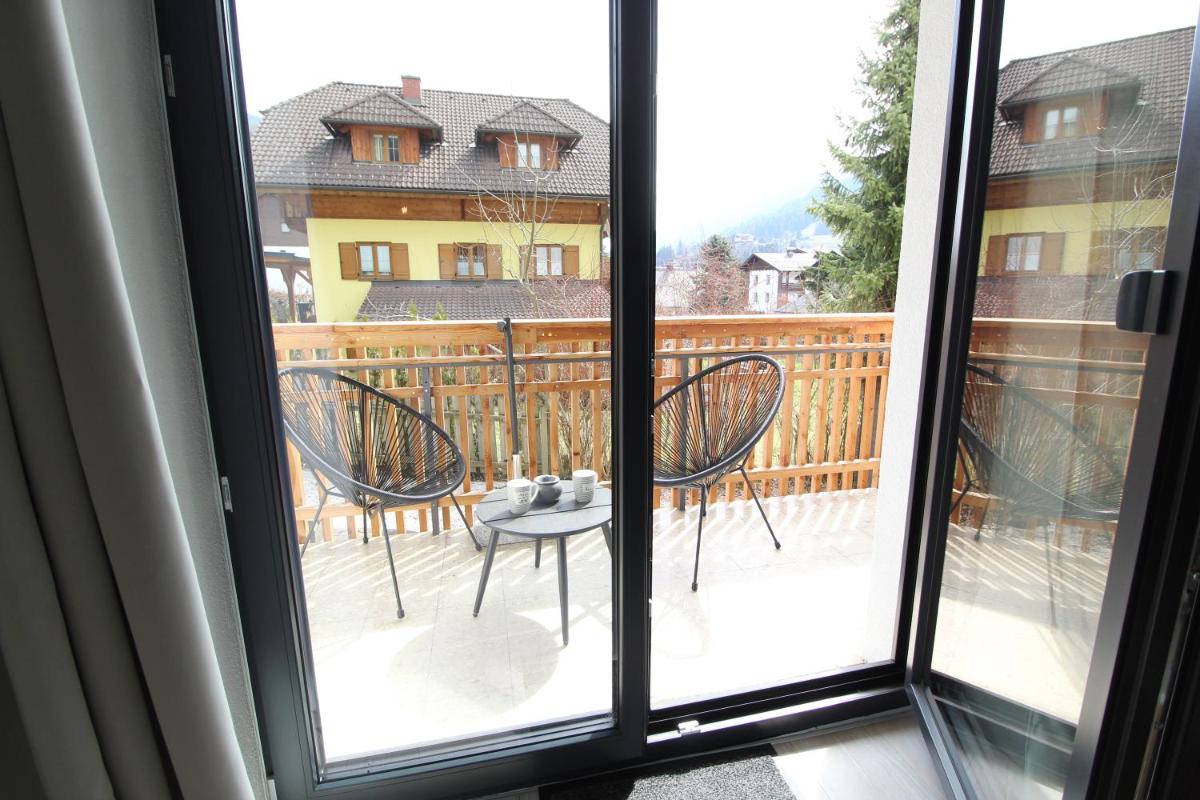 RMG Roses Apartments - Housity