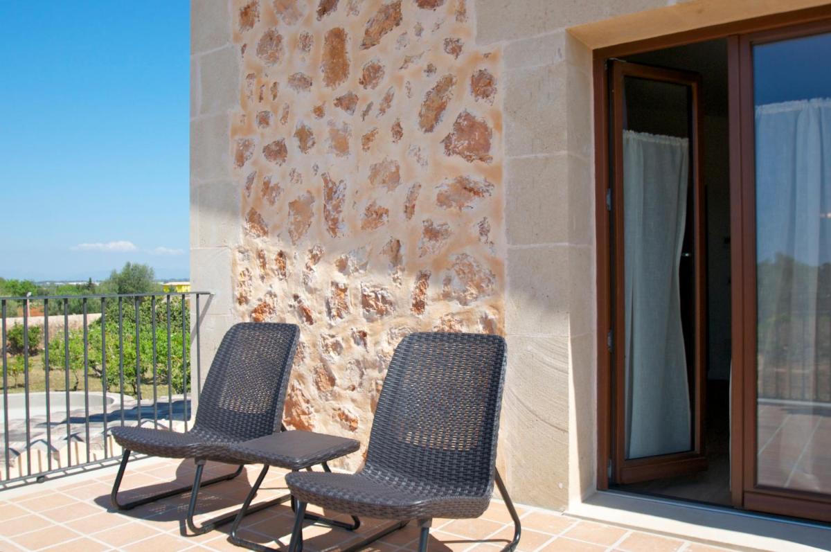 Un balcón o terraza de Bennoc Petit Hotel - Only Adults