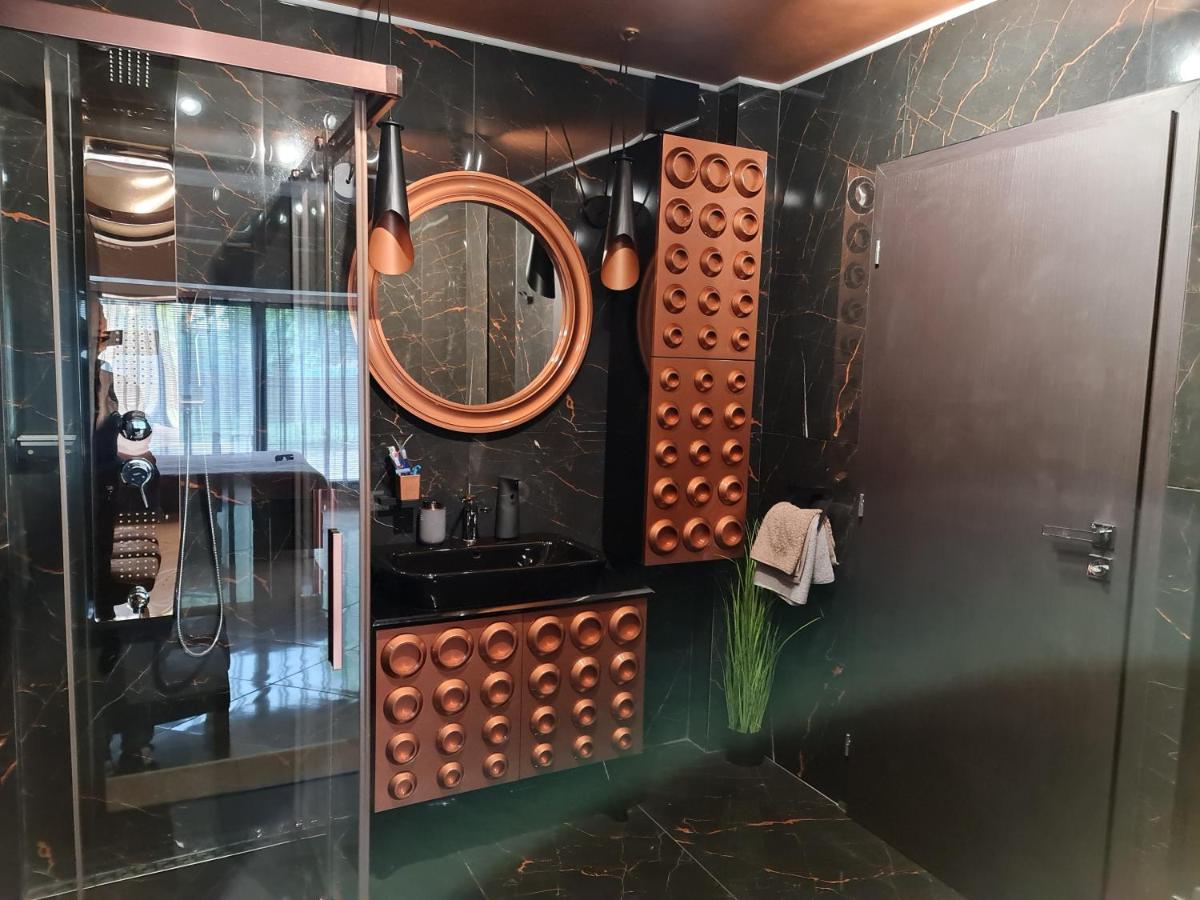 GRANDE SPA DELUXe STUDIOS - Housity