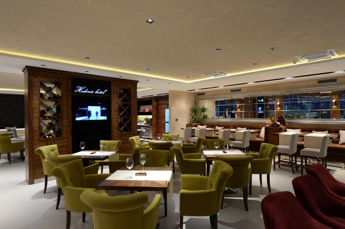 Hotel Hedonic - Housity