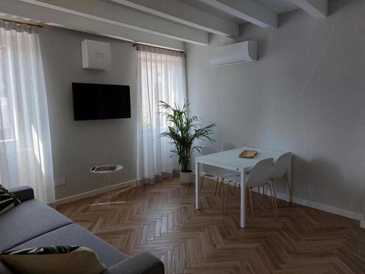 HomeThirtyFour - Housity