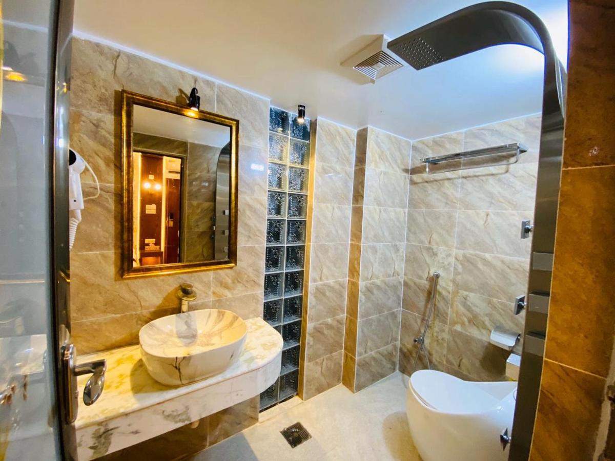 Beach Queen Resort - Housity