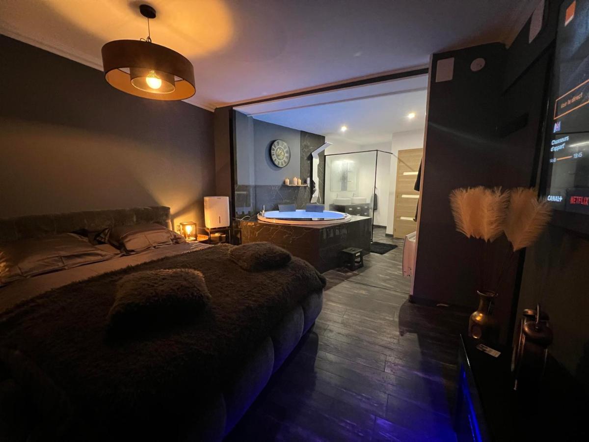 Suitetrails - luxury Room