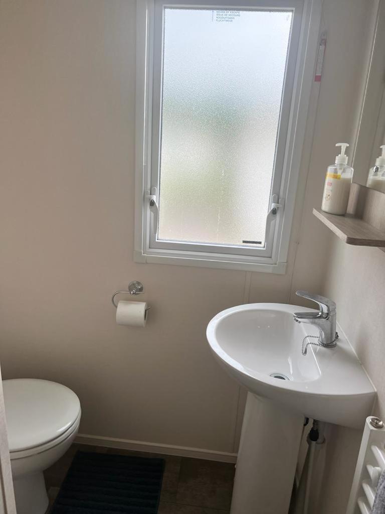 Felixstowe beach holiday park - Housity