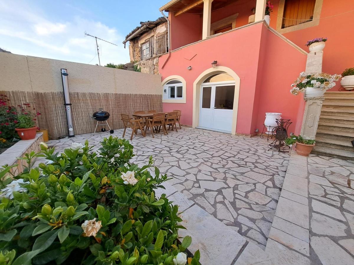 Prinilas manor - Housity