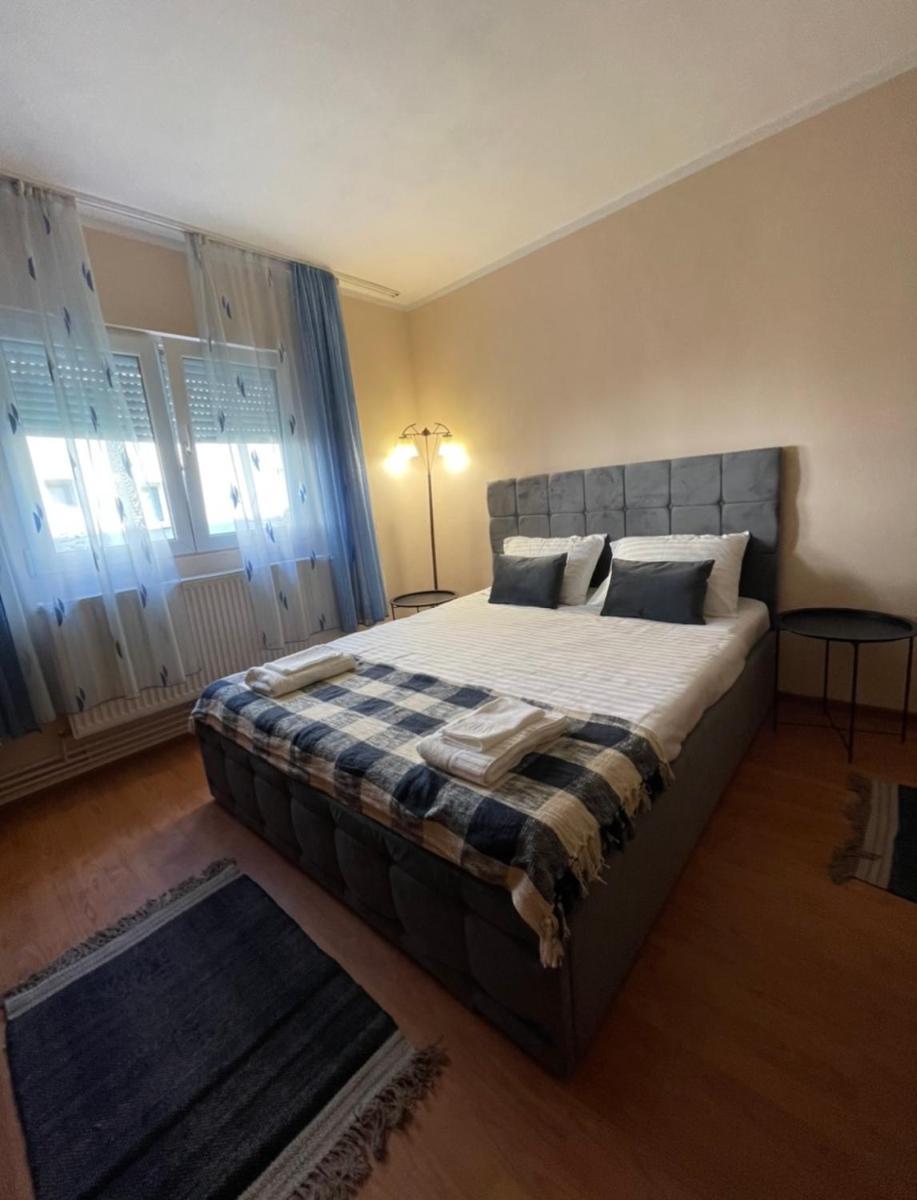 Blue Apartment - Housity