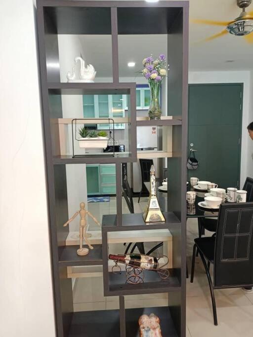 Suitetrails - A0905 /D 'Ambience /3BR 6Pax /NetflixWIFI By STAY