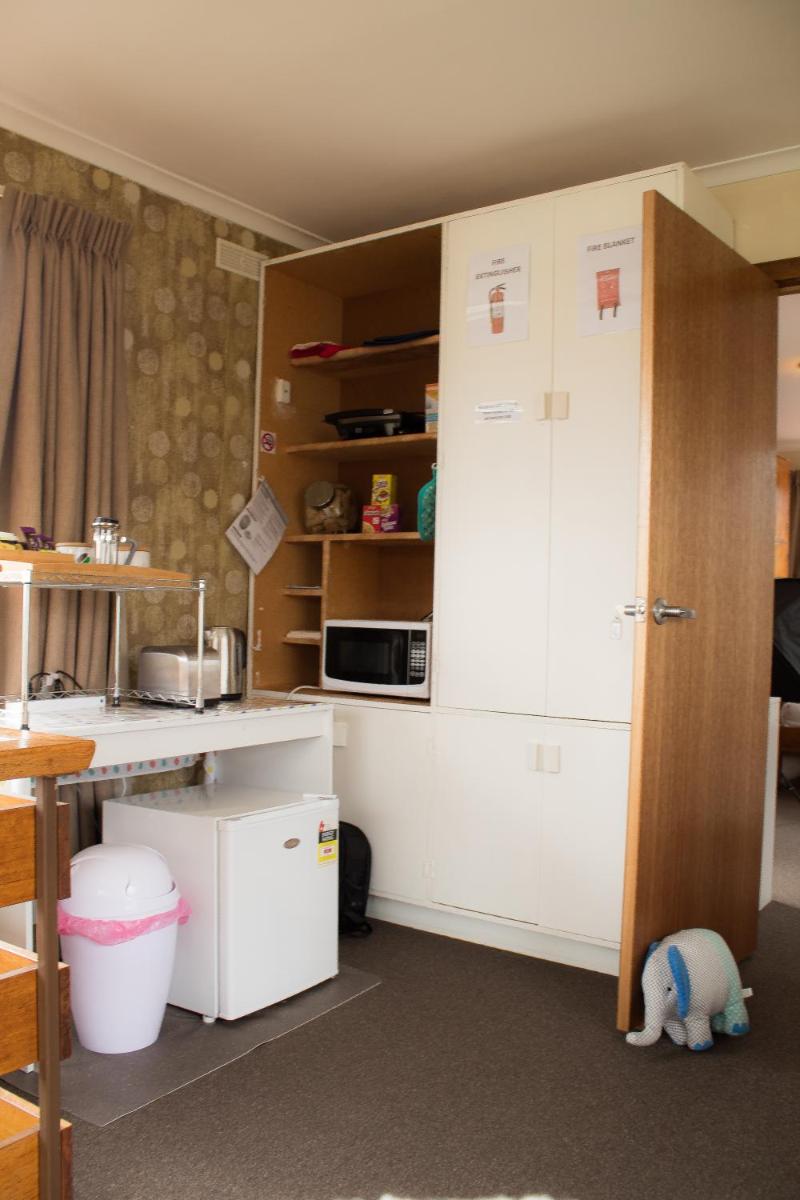Burnie BNB With Ocean Views - Housity