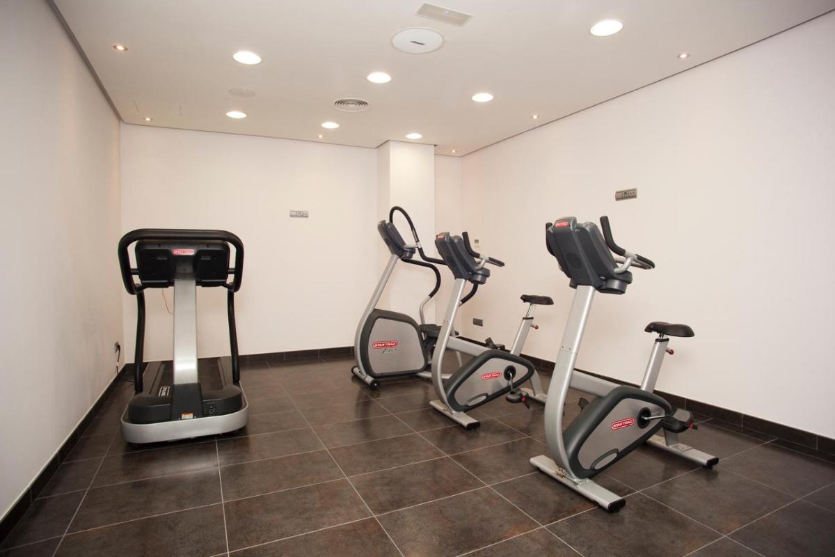 Gimnasio o instalaciones de fitness de Aparthotel Acuazul
