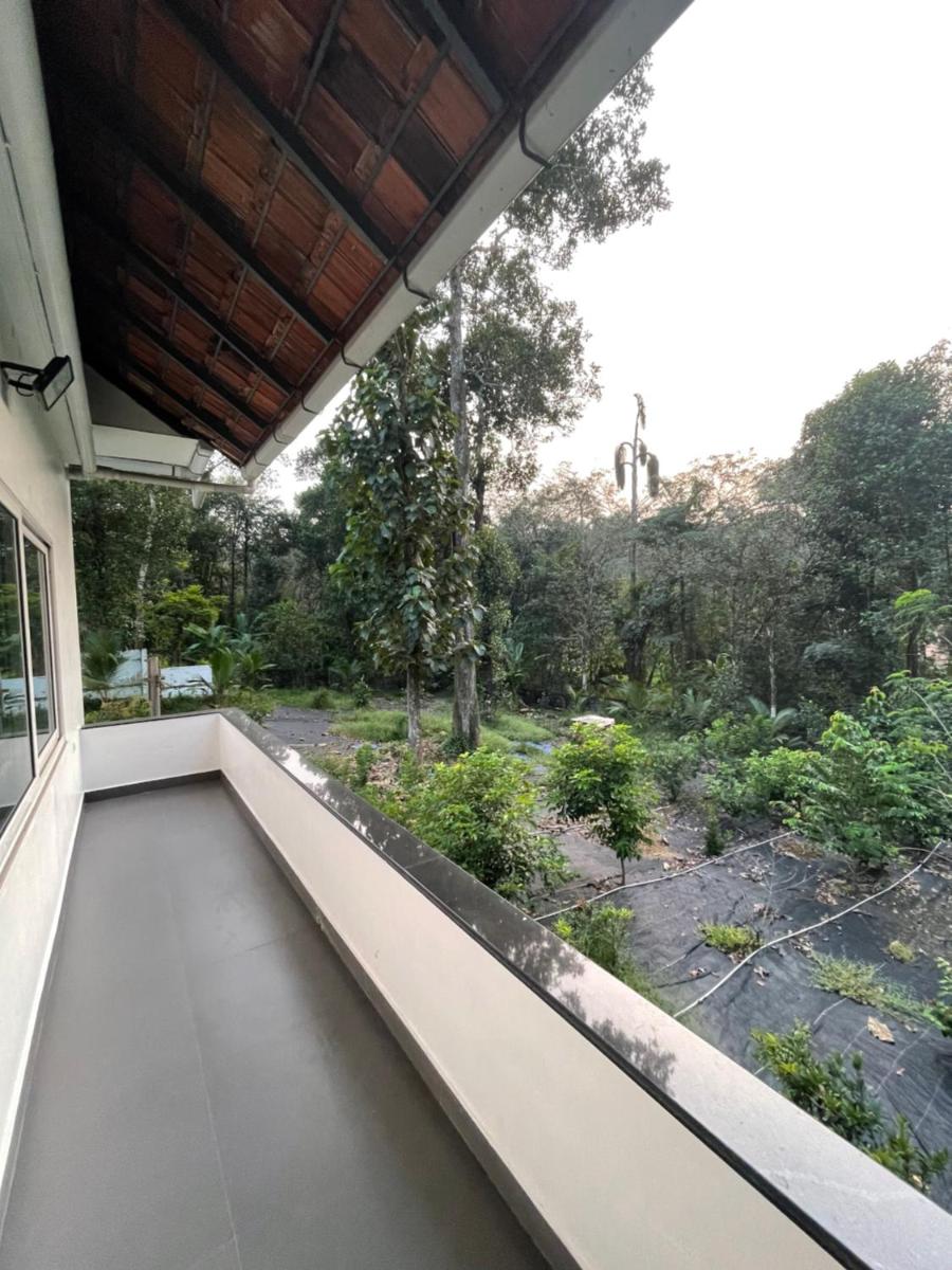 Villa Maria-Modern house with pool and garden - Housity
