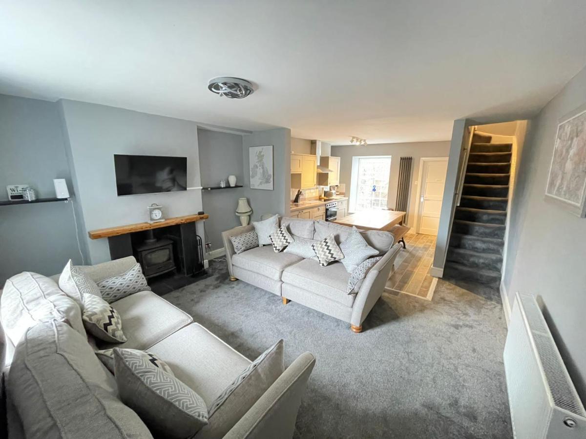The Bala House - Housity