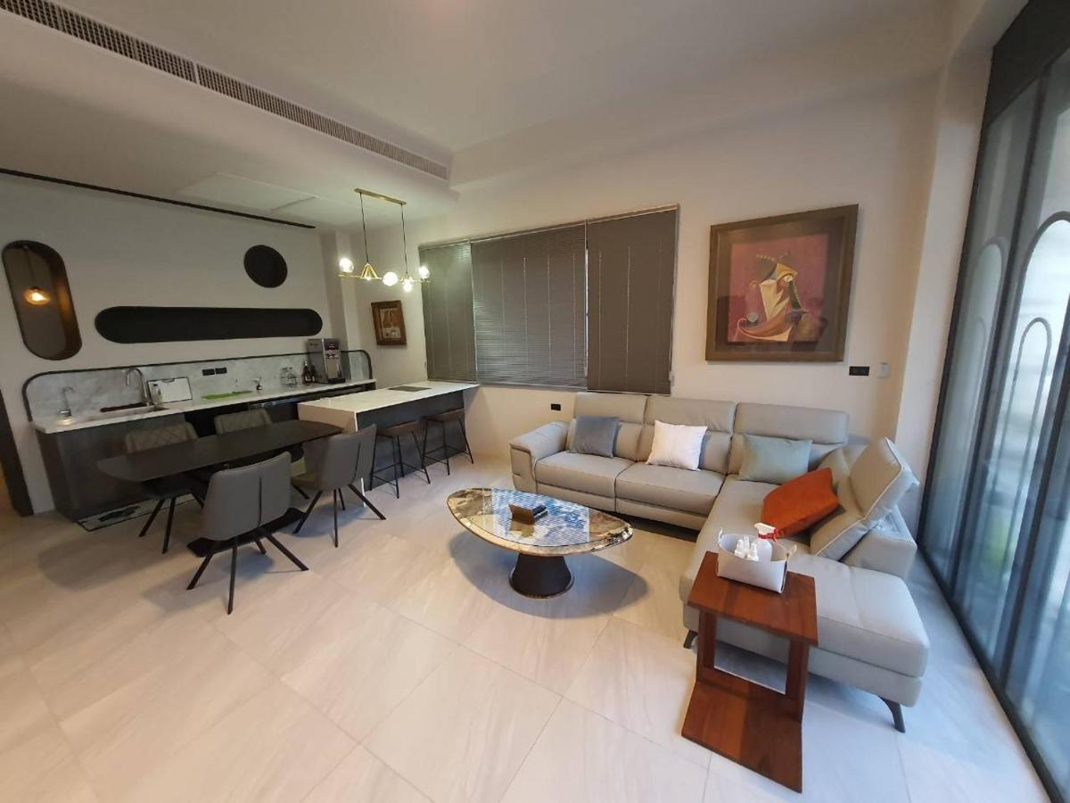 Gold Berry BnB - Housity