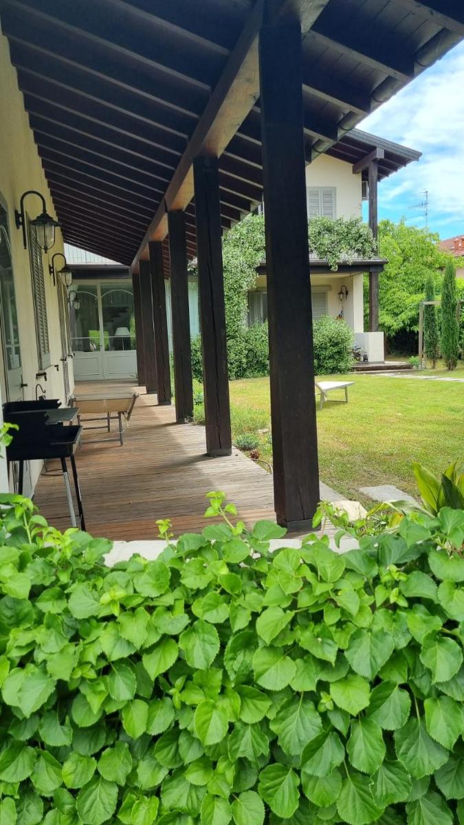Bnbook - La Veranda del Lago - Housity