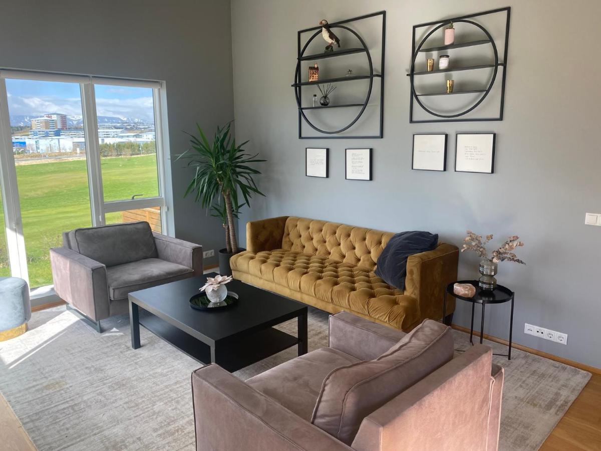 Villa with a view (golf course), hot tub and gym - Housity